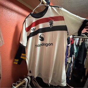 New Adidas Manchester United 2024/25 Authentic Third Jersey
Men size 2XL